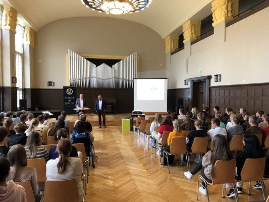 eroeffnung eroeffnung