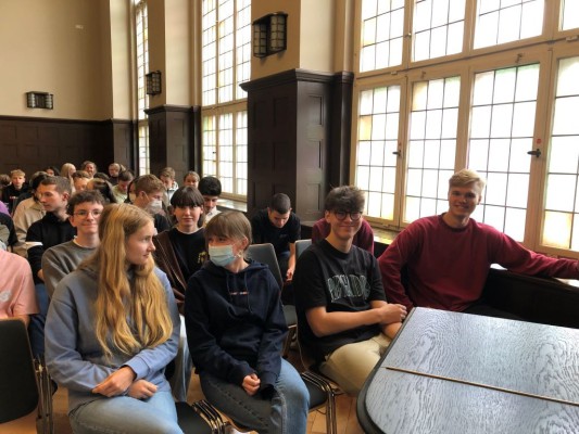 sie sind schon gespannt ... sie sind schon gespannt ...